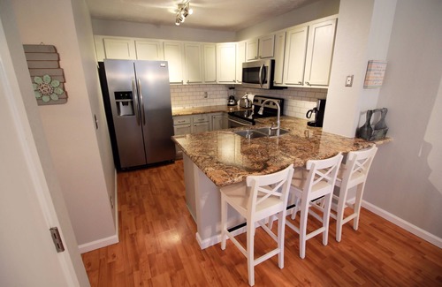 Tucson Condominio | ¡Disponible ahora! Just On The Market! ¡Recientemente renovado!