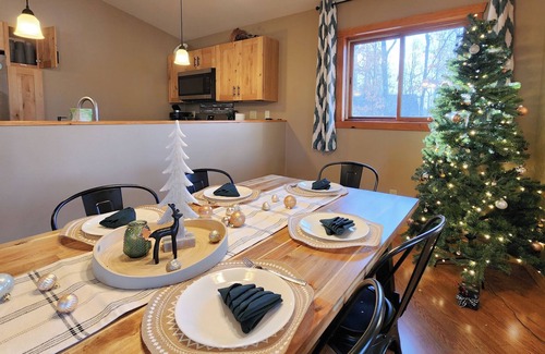 Hayward Chalet De Esquí | Hot Tub Lake Views 2 King Suites + Trails