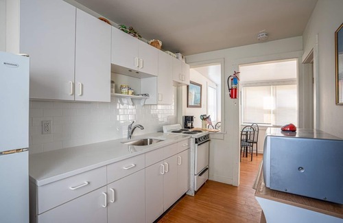 Avalon Condominio | Avalon BEACH BLOCK with a POOL: 1 Bedroom