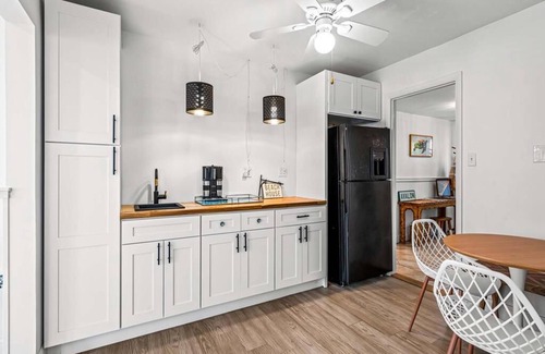 Avalon Casa | AVALON CLOSE TO BEACH 5 BEDRM 4 BATHS SLEEPS 14