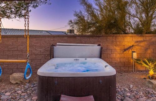 Lake Havasu City Casa | Avalon Havasu Pool Spa Playground Sleeps 20