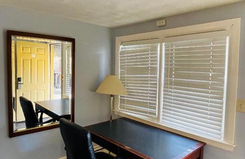 Saugus Hotel | Avalon Motel