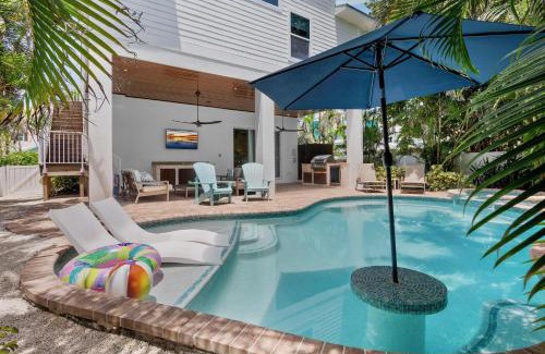 Ilexhurst Casa | Avalon