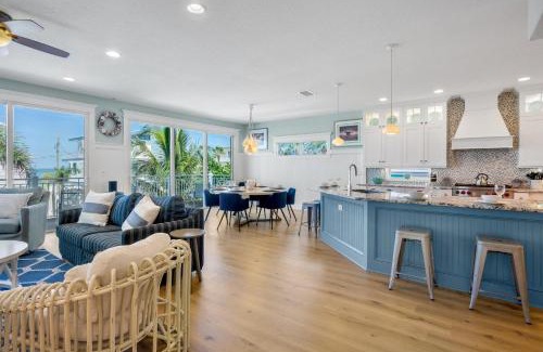 Ilexhurst Casa | Avalon