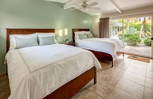 Warm Sands Hotel | Avance Hotel