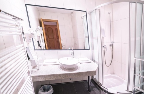 Lake Pressegger Hotel | Avantgarde Room with Balcony - Alpen Adria Hotel & Spa
