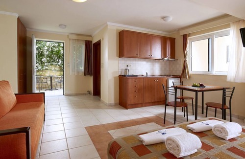 Eretria Apartamento | Avantis Suites Hotel