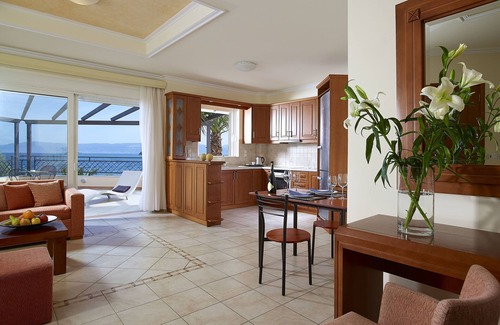 Eretria Apartamento | Avantis Suites Hotel