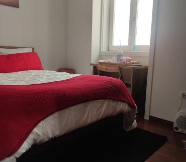 Aveiro Apartamento | Aveiro Theater Rooms