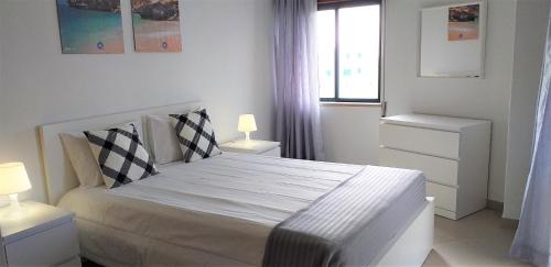 Cavacos Apartamento | Avenida Mar- Vista Mar, Wifi, 150mt Praia