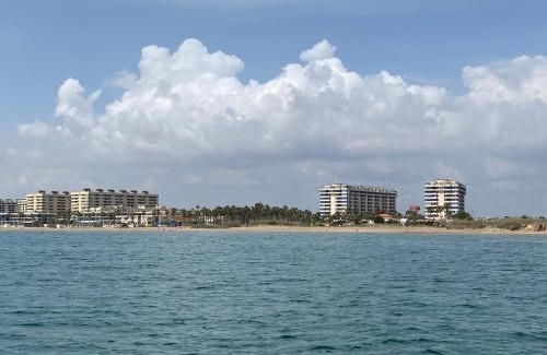 Alboraya Apartamento | Avenida Mare Nostrum 7 Patacona Beach Breakfast items in the home