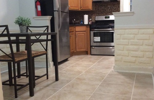 Canarsie Casa | Avenue L, Home away from Home