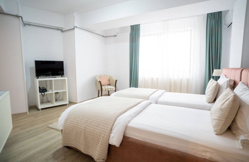 Bucharest Hotel | Avenue Parliament