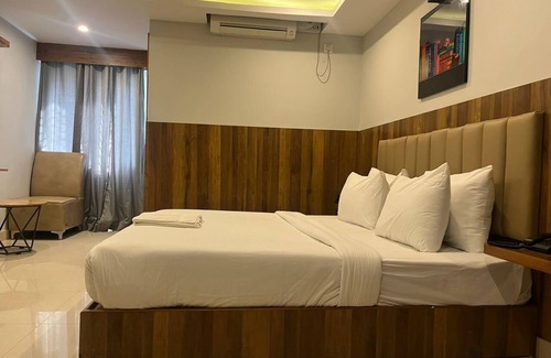 Bengaluru Cama Y Desayuno | Avenue Suites