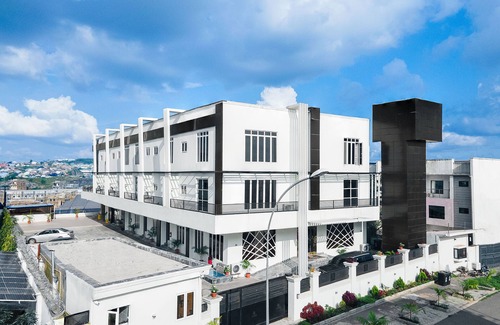 Abuja Apartamento | Aveon Hotel
