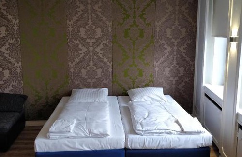 Dusseldorf Old Town Apartamento | AVI City Burgplatz Apartments