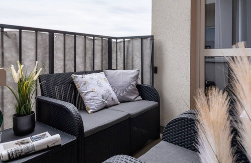 Czyzyny Apartamento | Avia Apartment by Renters Prestige