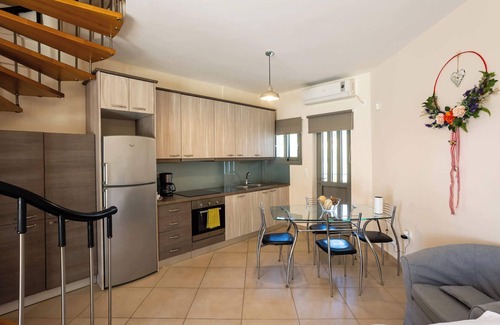Avia Casa | Avia Blue Maisonettes - Beach View, up to 12ppl