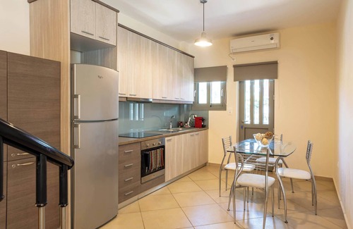 Avia Casa | Avia Blue Maisonettes - Beach View, up to 12ppl