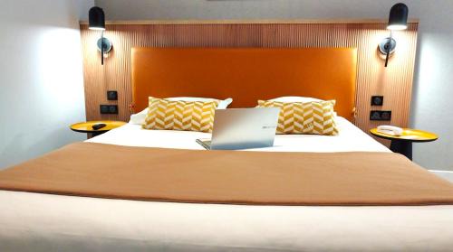 Necker Hotel | Avia Hôtel Saphir Montparnasse