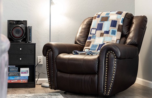 Hanford Casa | Aviation Station! Sleeps 7,Patio, BBQ, Near NAS