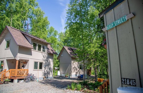 Talkeetna Casa | Aviator Cabin