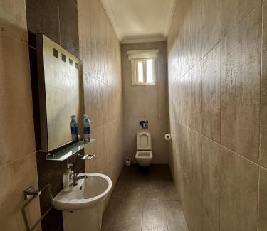 Labadi Apartamento | Aviora Suites at Sapphire Court