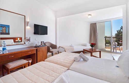 Paphos Hotel | Avlida Hotel
