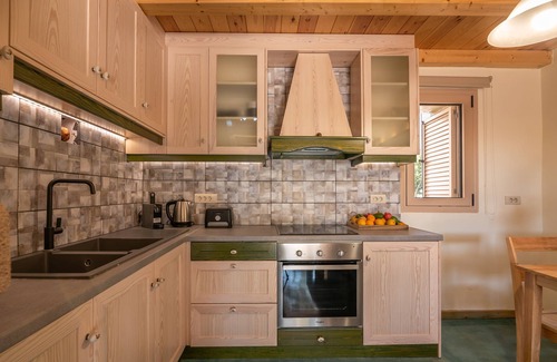 Sirili Villa | Avocado villa Iason - Traditional Cretan destination