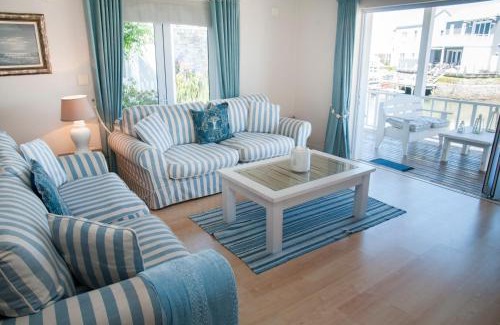 Hunter's Home Casa | Avocet Cottage