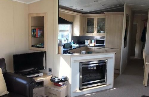 Tiddington Casa | Avon Caravan Park - Holiday Accommodation 2887