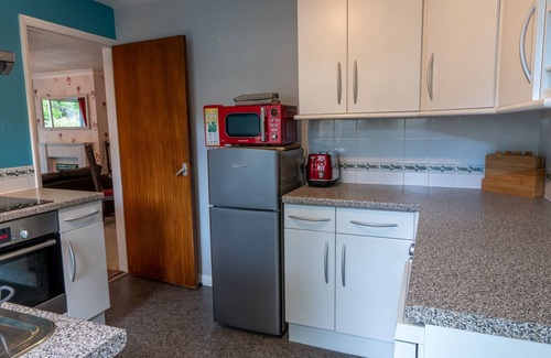 Staveley Casa | Avondale Bungalow - Una cabaña con capacidad para 4 personas en 2 habitaciones