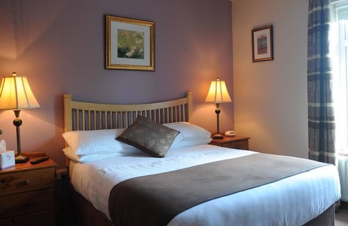 Pettigo Cama Y Desayuno | Avondale Farmhouse
