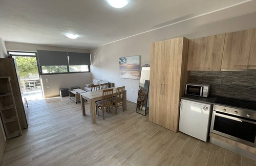 Markopoulon Apartamento | AVR DELUXE SUITES 6 AIRPORT FREE SHUTTLE