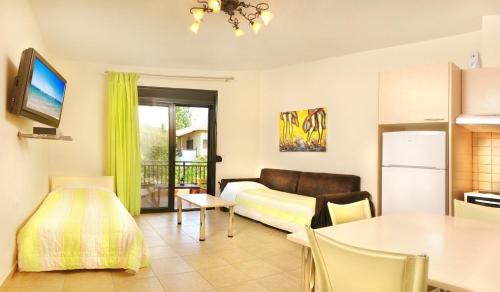 Paradhisos Apartamento | Avra Apartments