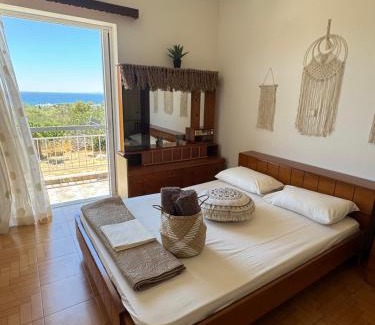 Karystos Apartamento | Avra House