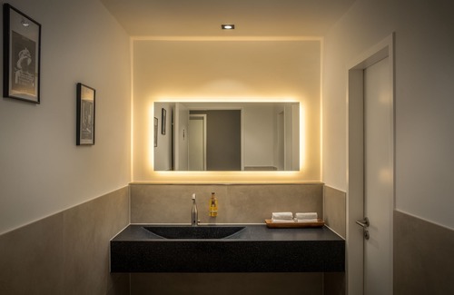 Ludwigsvorstadt-Kliniken Hotel | AWA Hotel