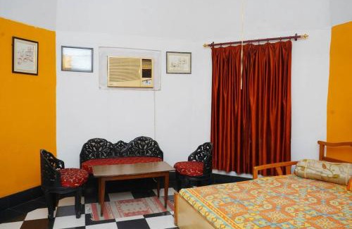Lucknow Apartamento | Awadh Centrally located 1BR near Old Lucknow