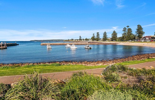 Shellharbour Apartamento | Away On Addison - In the Heart of Shellharbour Village