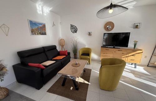 Castello d'Empuries Villa | AwayDays - Casa con Piscina