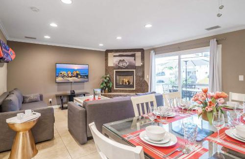 Santa Ana Heights Casa | AWESOME 3BR 1 Block To Ocean Fast WIFI C1