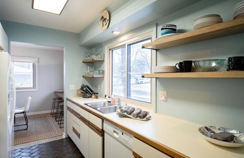 Beachwood-Bluffton Casa | Awesome 4-bedroom near Lake Michigan beaches!