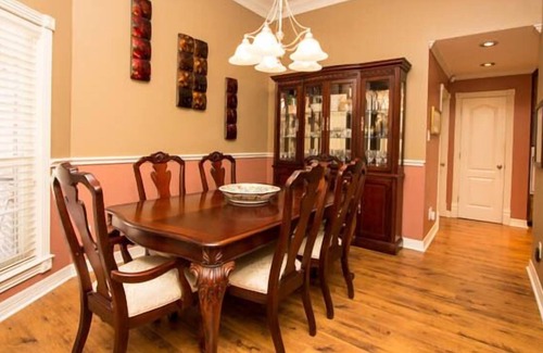 Woodland Hills Casa | Awesome Aggieland Getaway - Spacious Home - Gay Family