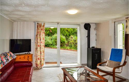 Chambornay-les-Pin Apartamento | Awesome Apartment In Chambornay-Lès-Pin