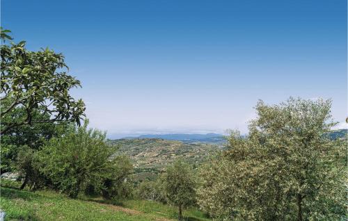 Castellabate Apartamento | Awesome Apartment In Castellabate Sa