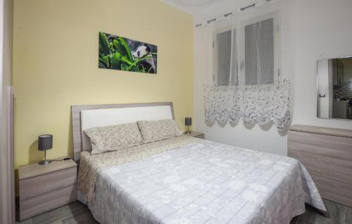 Comiso Apartamento | Awesome Apartment In Comiso With Kitchen