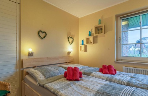 Friedrichskoog-Spitze Apartamento | Awesome apartment in Dithmarschen with 2 Bedrooms and WiFi
