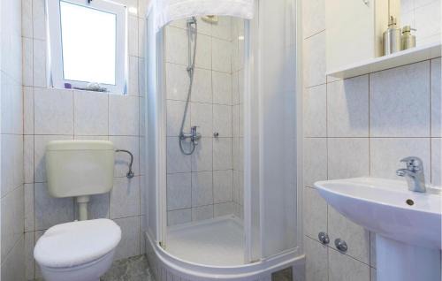Duba Apartamento | Awesome Apartment In Duba With Wifi