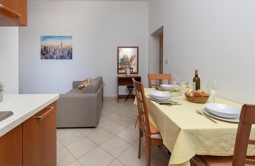 Galizana Apartamento | Awesome apartment in Galizana with 1 Bedrooms and WiFi