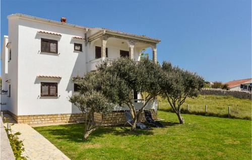 Kustici Apartamento | Awesome Apartment In Kustici